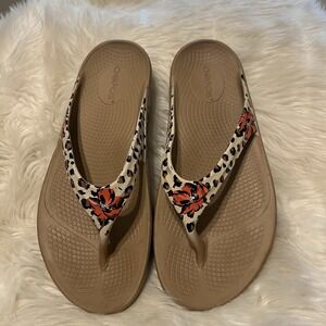 OOFOS Womens Oolala Limited Leopard Flora Size 9 EU 40
